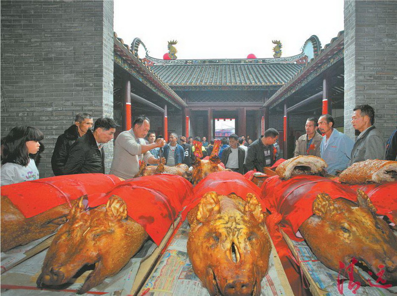 太公分燒豬,人人有份。