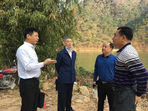 羅主任到飛霞風(fēng)景區(qū)調(diào)研安全生產(chǎn)、消防及疫情防控工作1.jpg